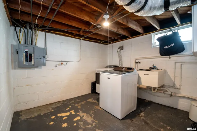 $130,000 | 3121 North Isabell Avenue, Peoria, IL 61604