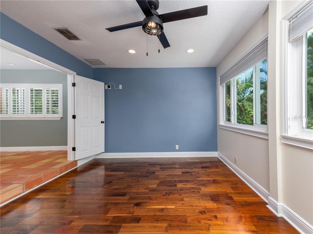 1153 Tookes Road Tarpon Springs, FL 34689 - Photo 20 of 44