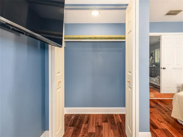 a view of walk in closet