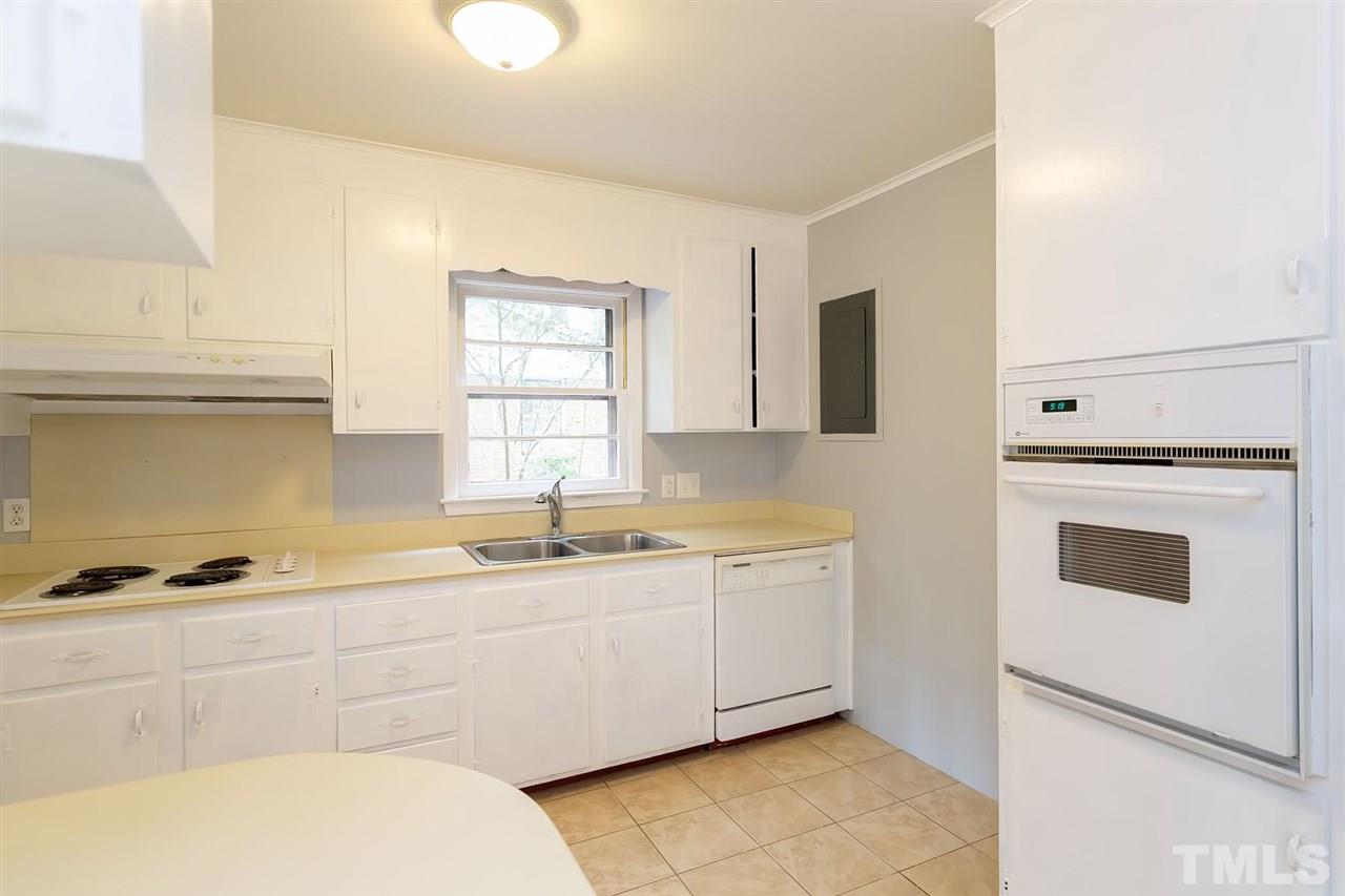 3332 Ashby Place Raleigh, NC 27604 - Photo 21 of 27