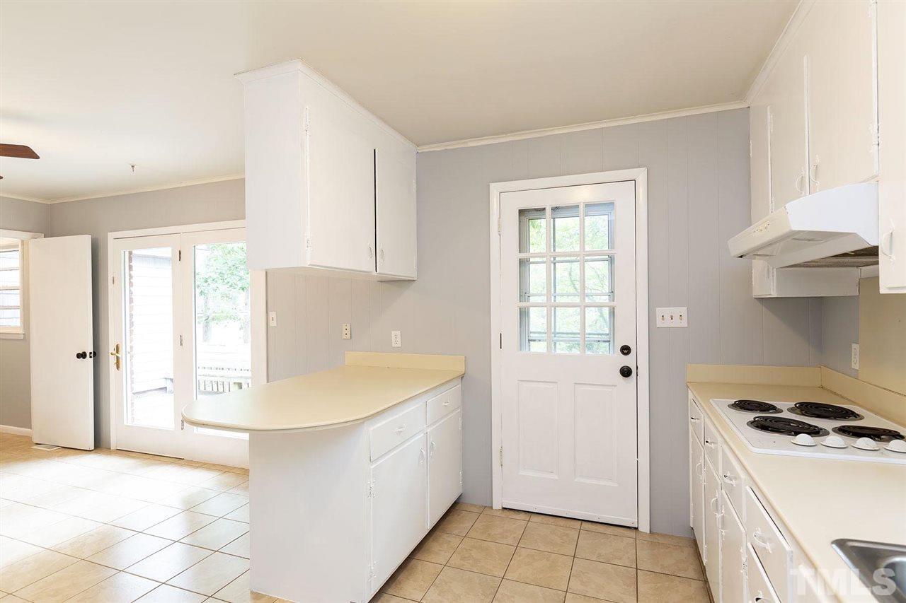 3332 Ashby Place Raleigh, NC 27604 - Photo 22 of 27