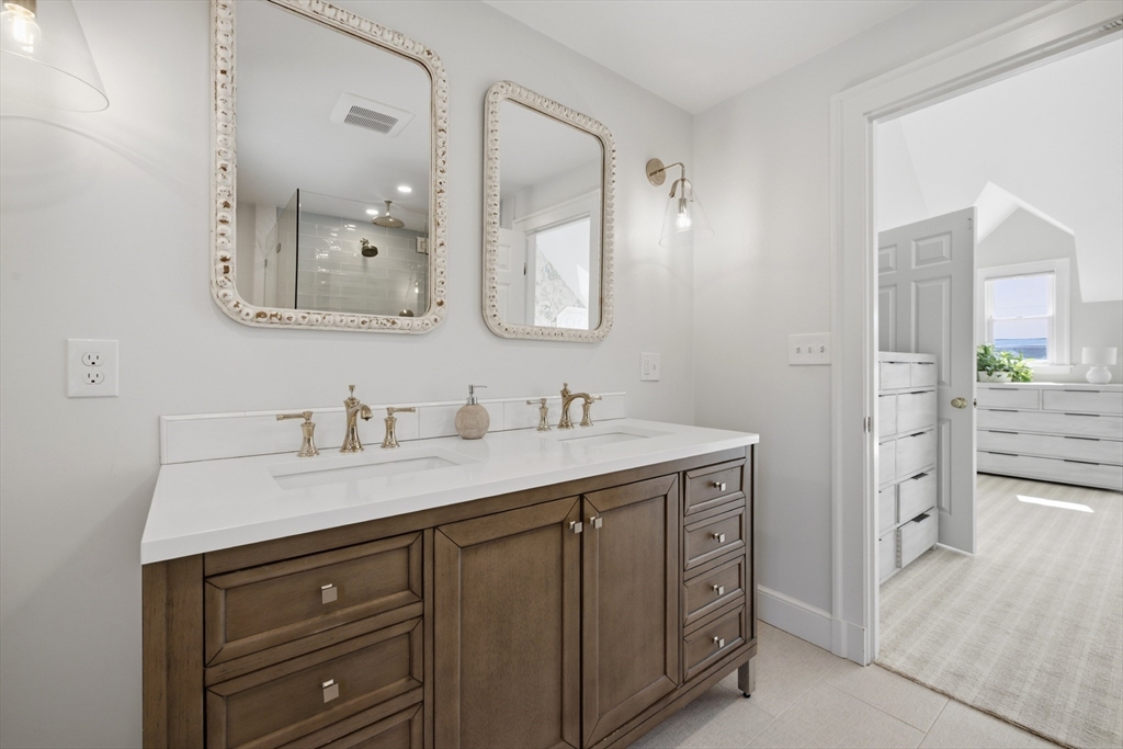5 Coolidge Road Marblehead, MA 01945 - Photo 17 of 26