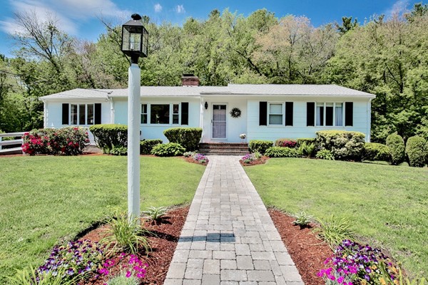 11 Pomeroy Road North Reading, MA 01864 - Photo 2 of 24 Gallery Image 2
