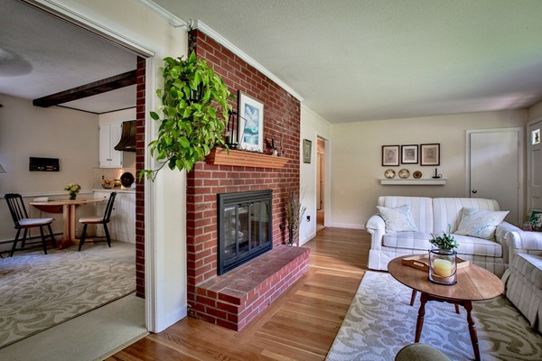 11 Pomeroy Road North Reading, MA 01864 - Photo 6 of 24 Gallery Image 6
