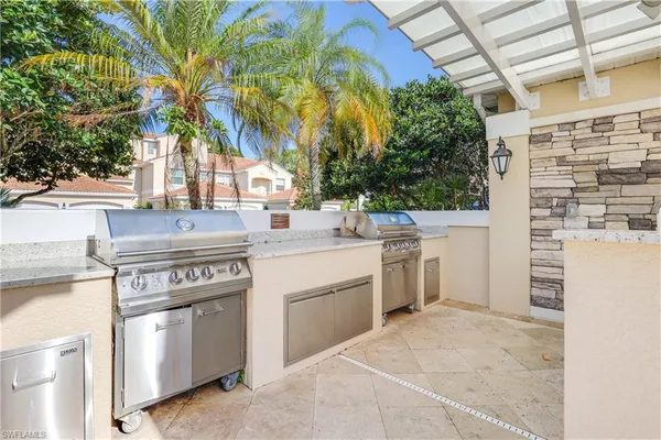 $4,500 | 8415 Excalibur Circle, Unit B10, Naples, FL 34108