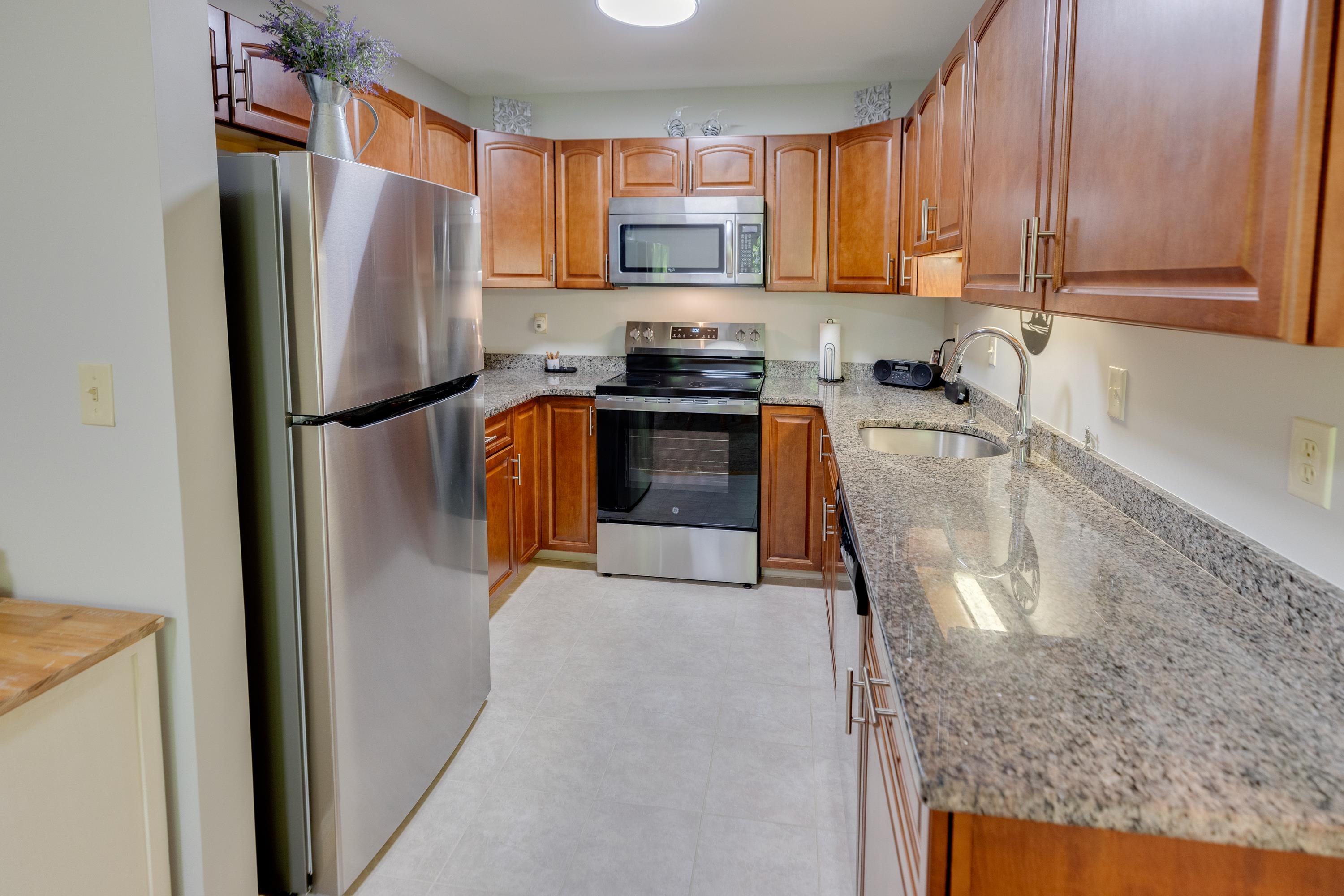 23 Falls Road, Unit 1 Thornton, NH 03285 - Photo 4 of 50