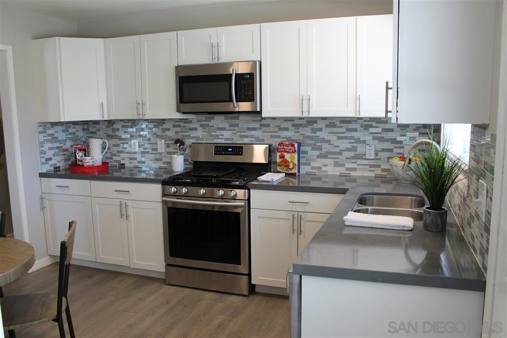 9233 Dunbarton Road Santee, CA 92071 - Photo 4 of 15