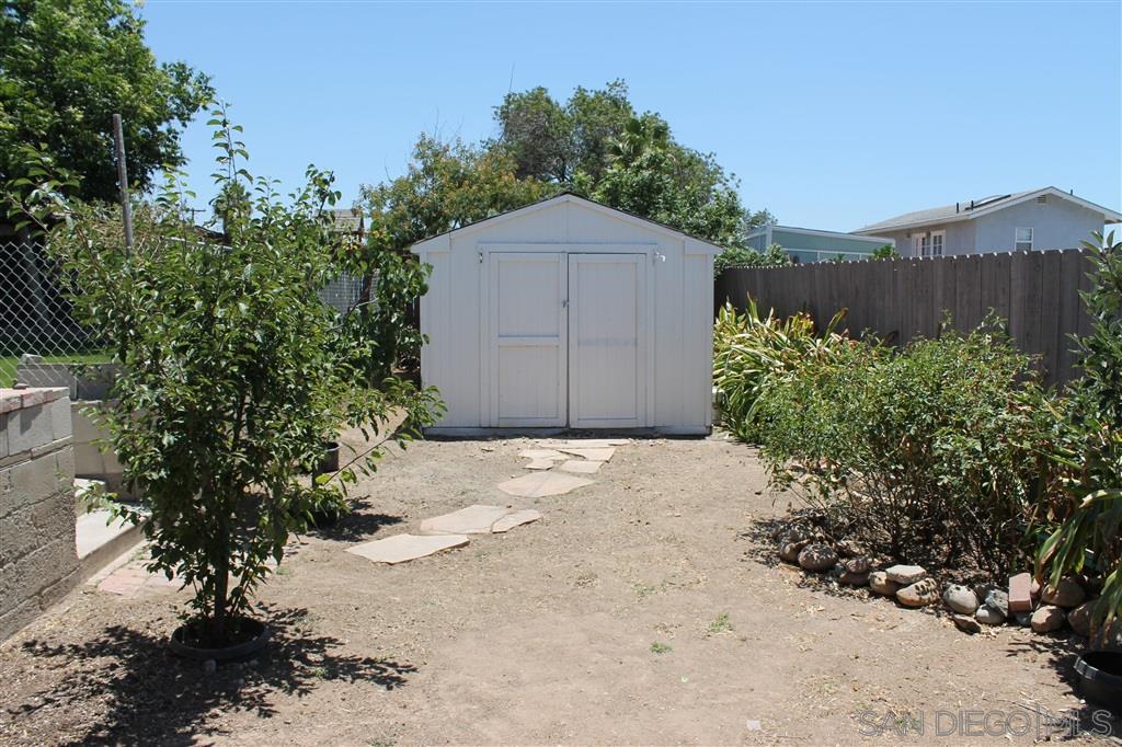 9233 Dunbarton Road Santee, CA 92071 - Photo 10 of 15