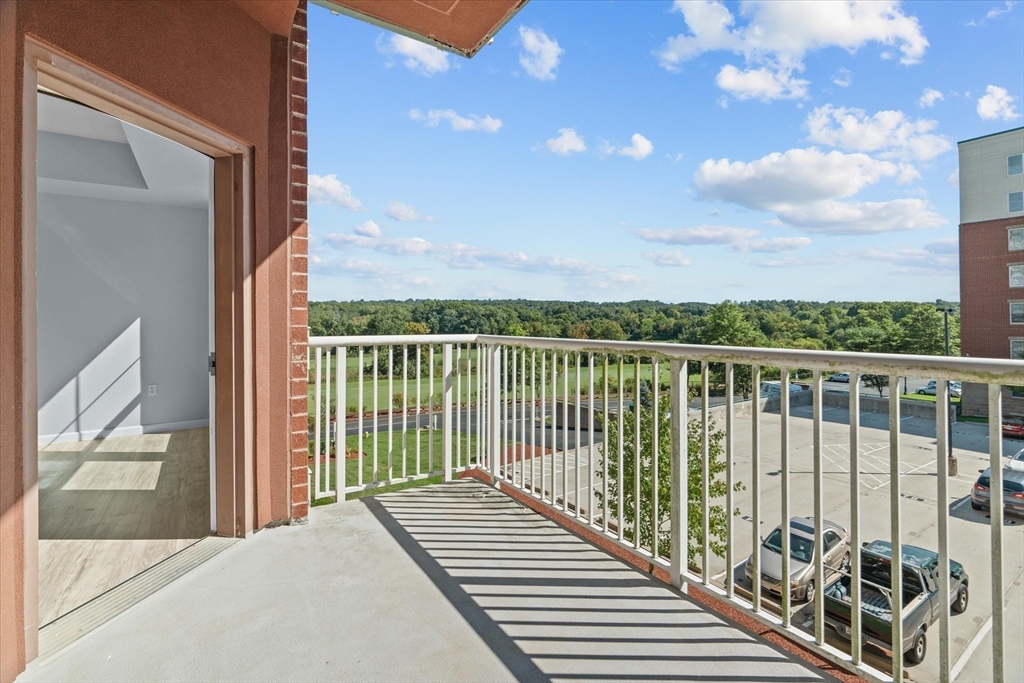 36 Village Road, Unit 308 Middleton, MA 01949 - Photo 15 of 30 Gallery Image 15