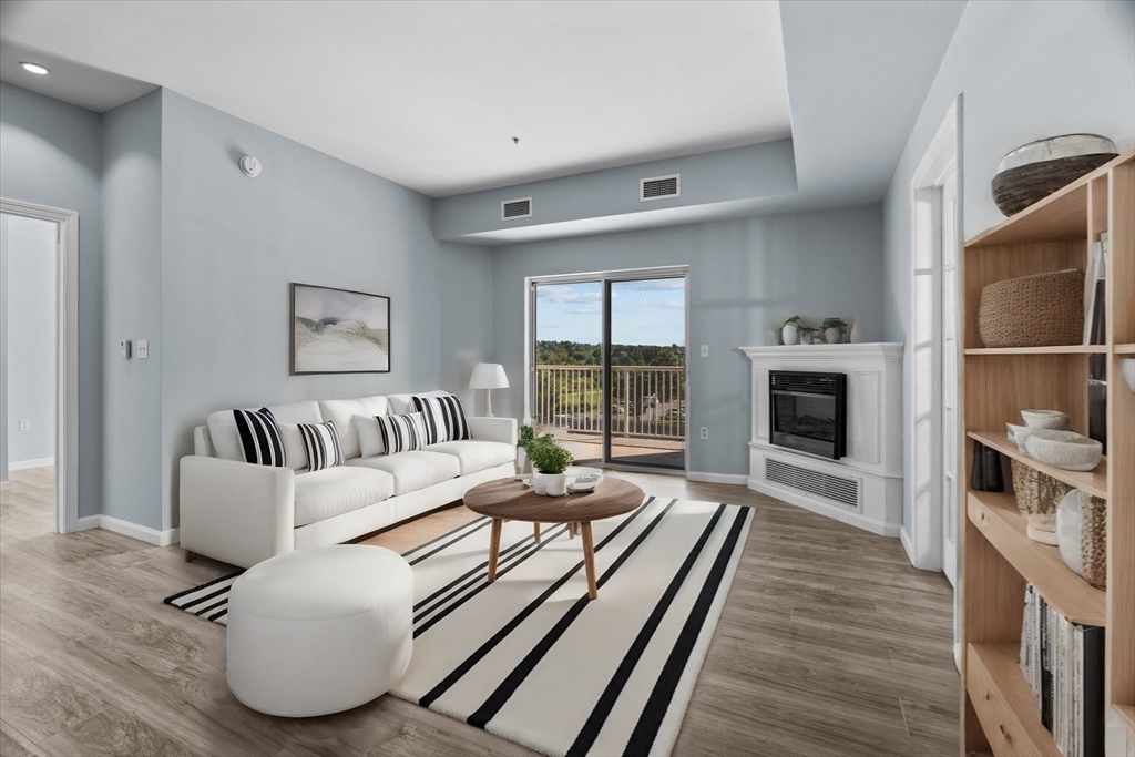 36 Village Road, Unit 308 Middleton, MA 01949 - Photo 5 of 30 Gallery Image 5