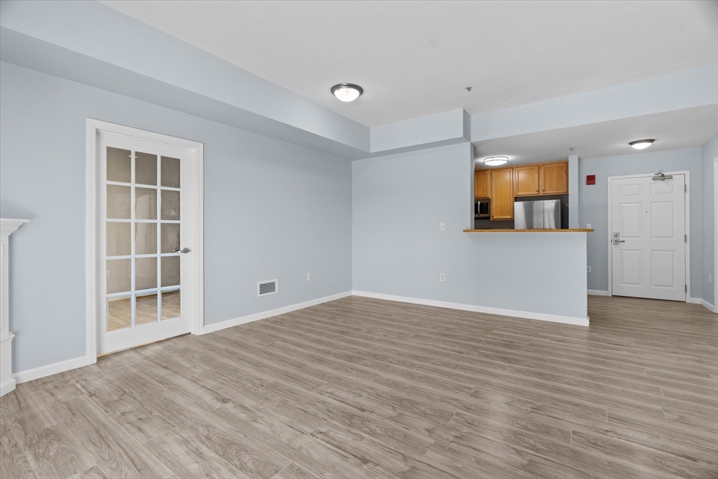 36 Village Road, Unit 308 Middleton, MA 01949 - Photo 8 of 30 Gallery Image 8