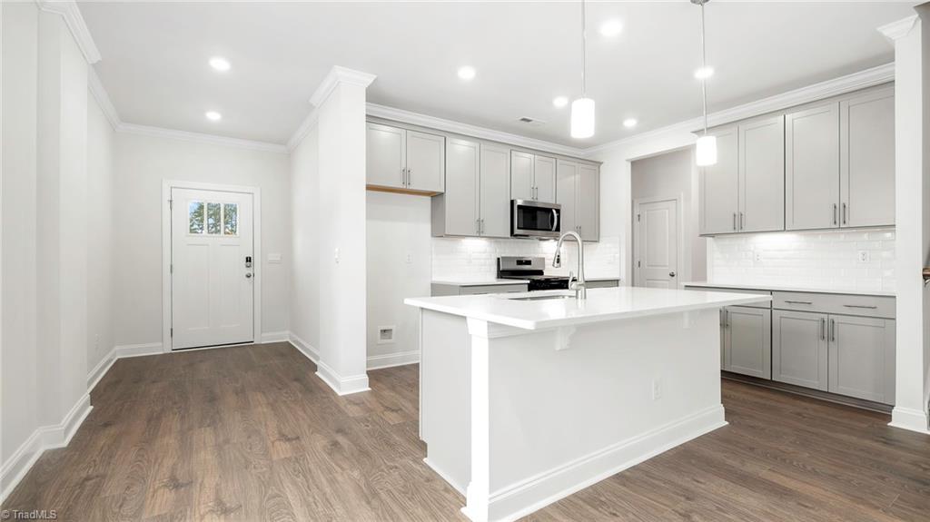 211 Ranger Road Jamestown, NC 27282 - Photo 4 of 20 *photos are of model home and are for representational purposes only.