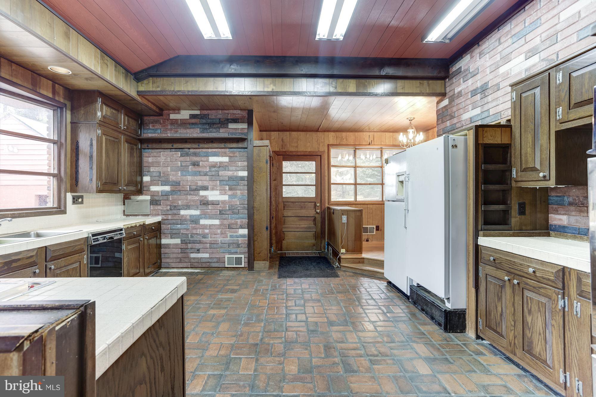 1878 Whitehall Road Annapolis, MD 21409 - Photo 25 of 41 Gallery Image 25