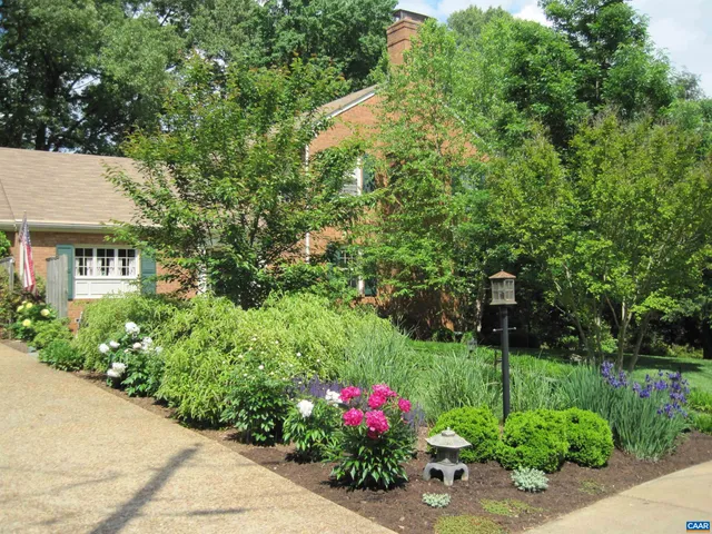 $1,299,000 | 1413 Foxbrook Lane, Charlottesville, VA 22901