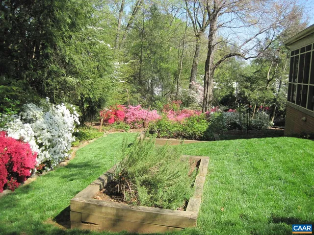 $1,299,000 | 1413 Foxbrook Lane, Charlottesville, VA 22901