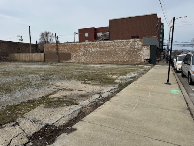 131 East 43rd Street Chicago, IL 60653 - Photo 3 of 5 a view of a terrace