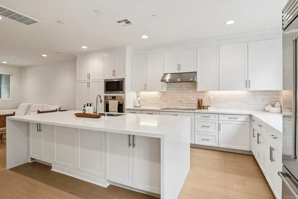 $1,260,000 | 2536 Broom Lane, Carlsbad, CA 92008