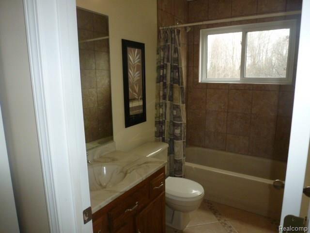 540 Woodhaven Road Howell, MI 48855 - Photo 16 of 23