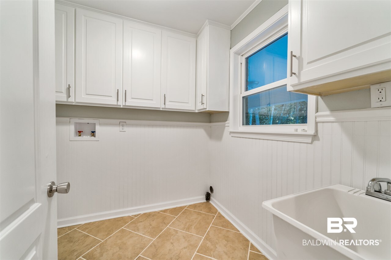 5013 Brookfield Drive North Mobile, AL 36693 - Photo 10 of 19