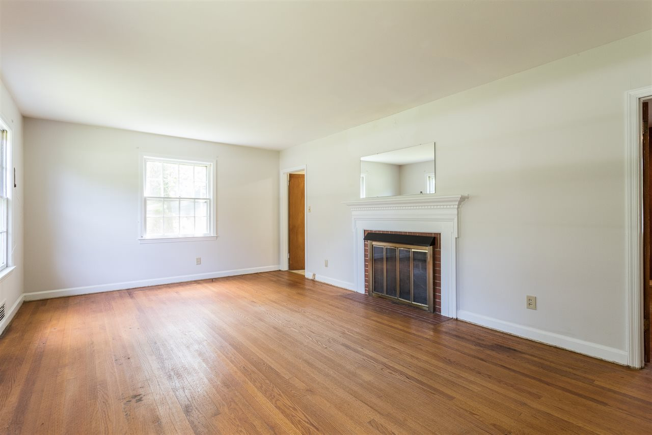 4929 Kaplan Drive Raleigh, NC 27606 - Photo 11 of 30 Photo 11