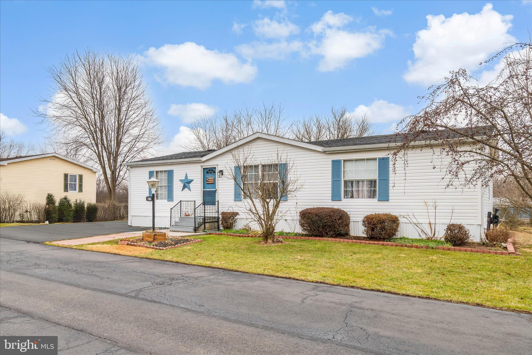 27 Bonneau Heights Road Gettysburg, PA 17325 - Photo 2 of 20 Exterior