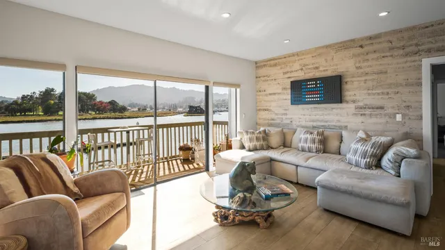 $1,595,000 | 535 South Eliseo Drive, Greenbrae, CA 94904