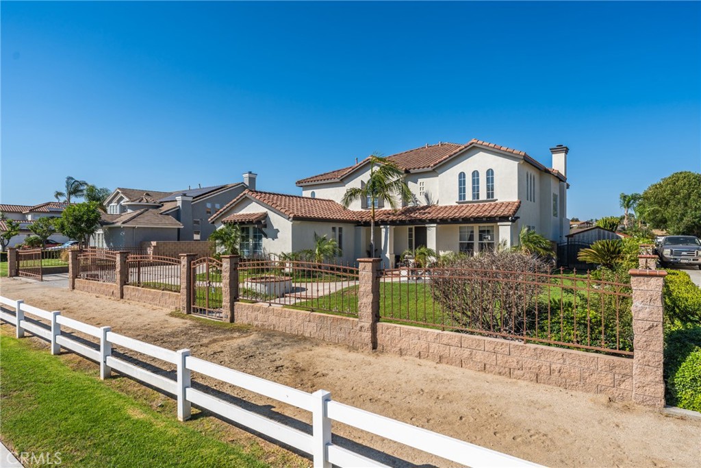 2651 Preakness Way Norco, CA 92860 - Photo 2 of 54