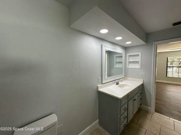 $2,090 | 1573 Jasper Avenue Northwest, Palm Bay, FL 32907