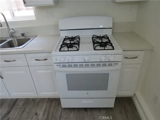 $1,750 | 9013 Gladbeck Avenue, Northridge, CA 91324