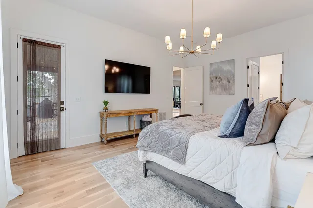 $9,000 | 3733 Estes Road, Nashville, TN 37215