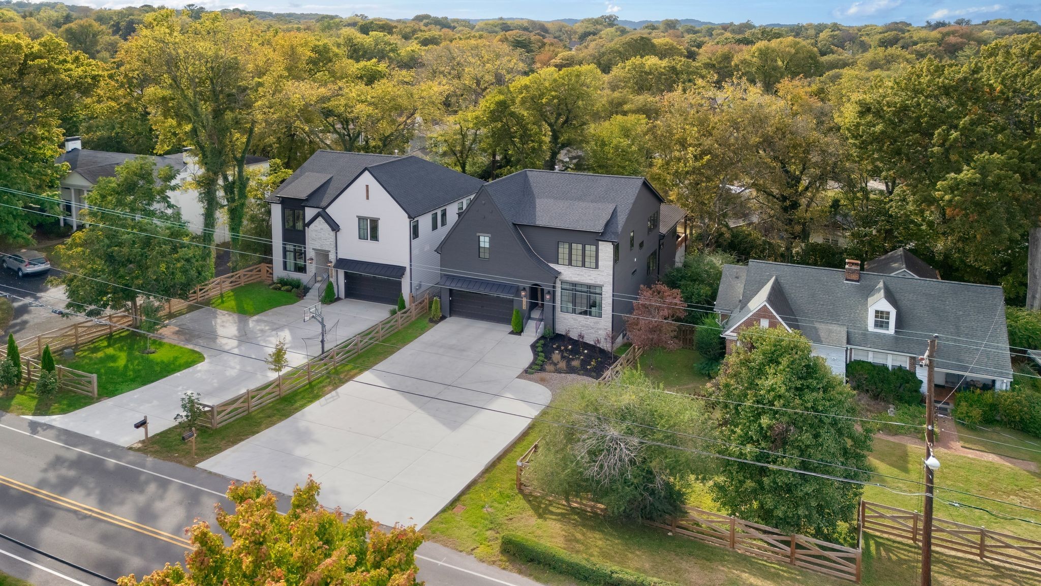 3733 Estes Road Nashville, TN 37215 - Photo 38 of 40 an aerial view of a house
