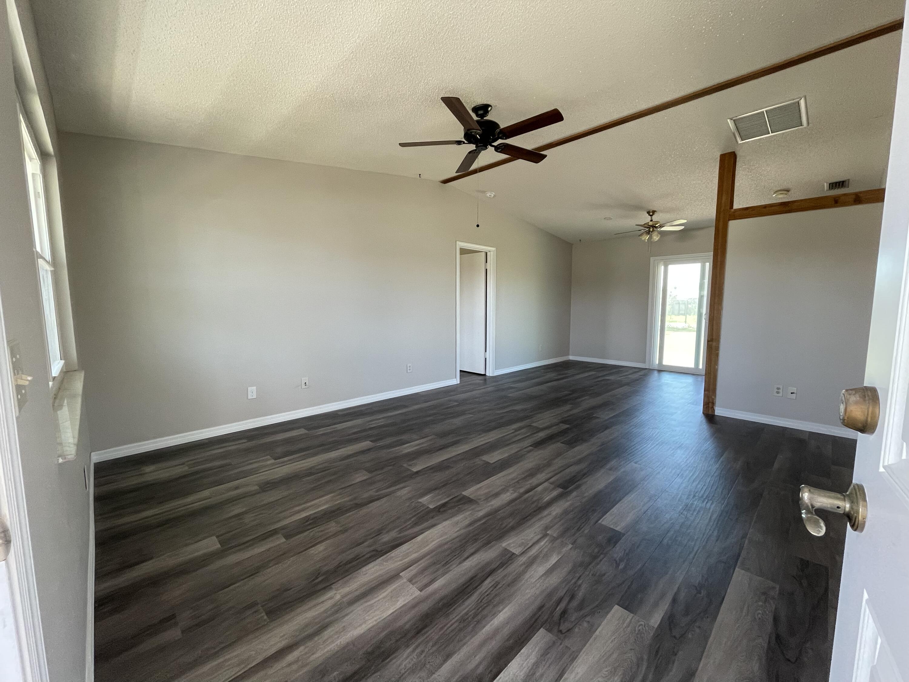 977 Southwest Longfellow Road Port St. Lucie, FL 34953 - Photo 14 of 29 IMG_6844