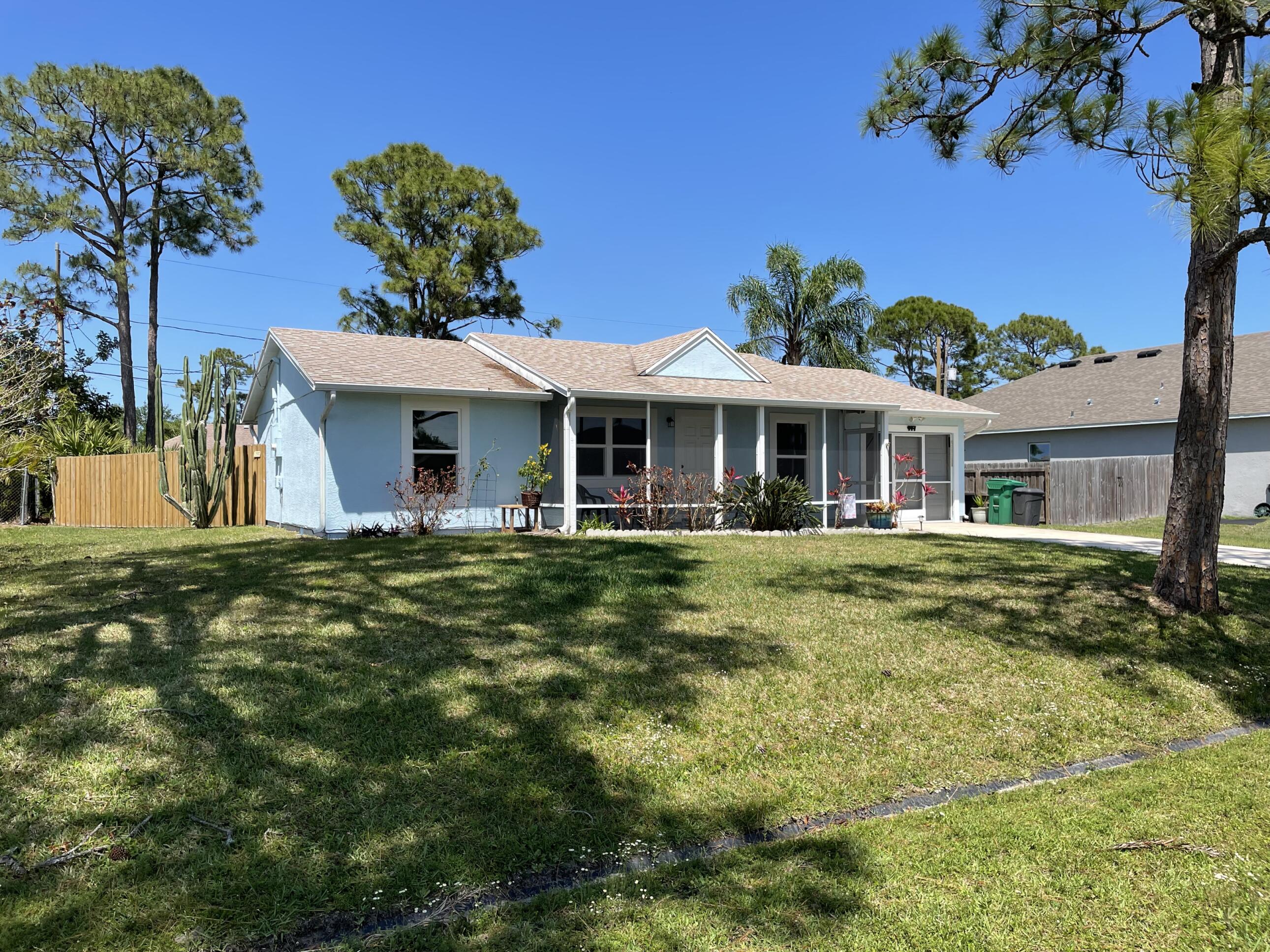 977 Southwest Longfellow Road Port St. Lucie, FL 34953 - Photo 2 of 29 IMG_6825