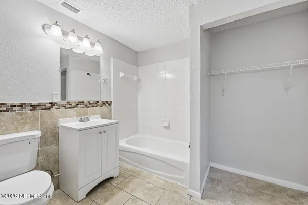$1,375 | 2002 St Clair Street, Jacksonville, FL 32254