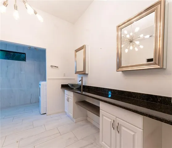 $3,250,000 | 300 Garden Lane, Sarasota, FL 34242