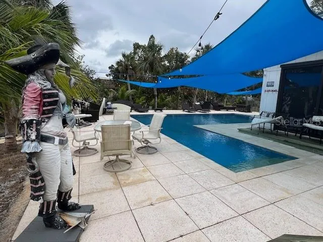 $3,250,000 | 300 Garden Lane, Sarasota, FL 34242