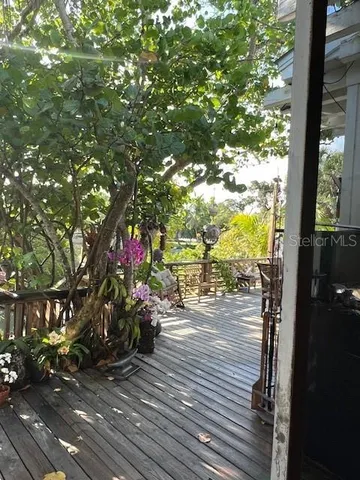 $3,250,000 | 300 Garden Lane, Sarasota, FL 34242