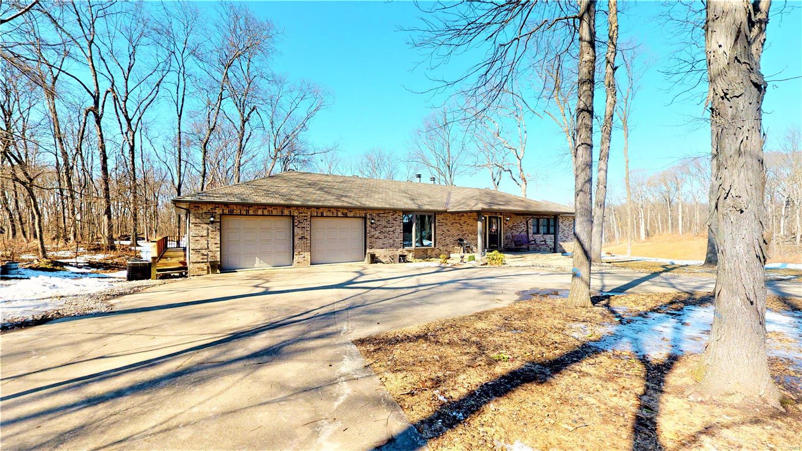 7885 Sherry Creek Road Worden, IL 62097 - Photo 1 of 66 Gallery Image 1