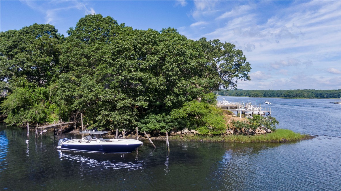 9 Narrows Road Narragansett, RI 02882 - Photo 21 of 45 Gallery Image 21