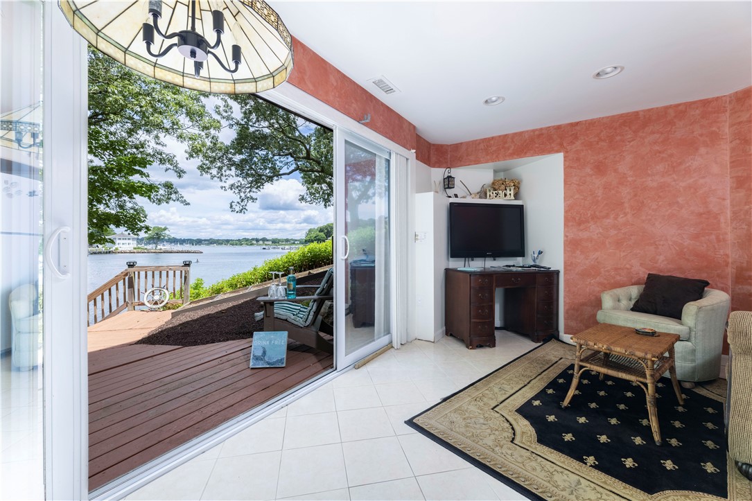 9 Narrows Road Narragansett, RI 02882 - Photo 29 of 45 Gallery Image 29