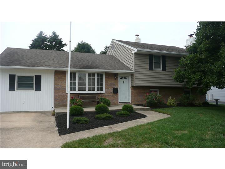 14 Darwin Road Newark, DE 19702 - Photo 2 of 20 Exterior Front