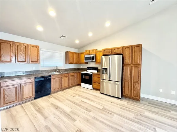 $1,300 | 1930 East Ambush Street, Unit 2, Pahrump, NV 89048