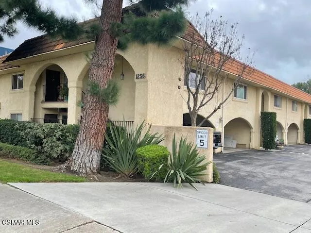 $437,000 | 1256 Patricia Avenue, Unit 10, Simi Valley, CA 93065