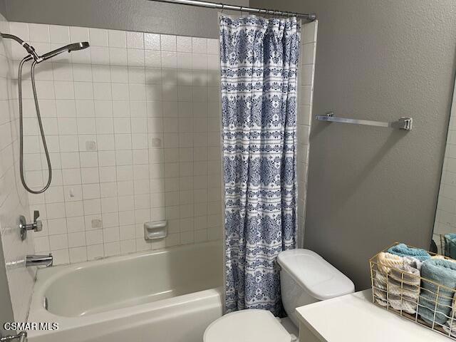 1256 Patricia Avenue, Unit 10 Simi Valley, CA 93065 - Photo 18 of 25 a bathroom with a toilet and shower