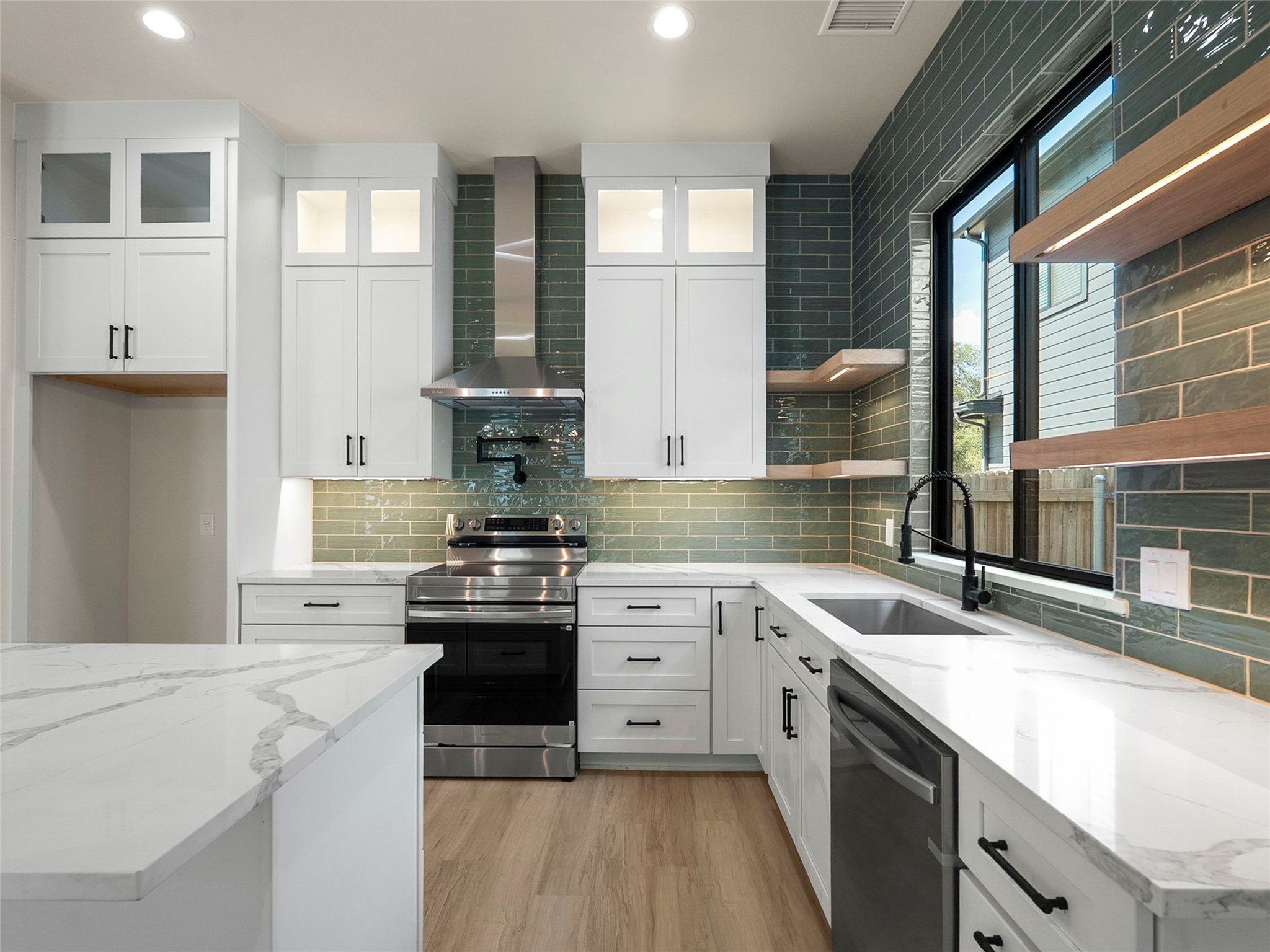 10303 Gail Road, Unit 1 Austin, TX 78748 - Photo 13 of 28 Gallery Image 13