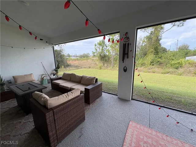 $2,895 | 2606 10th Street Southwest, Lehigh Acres, FL 33976