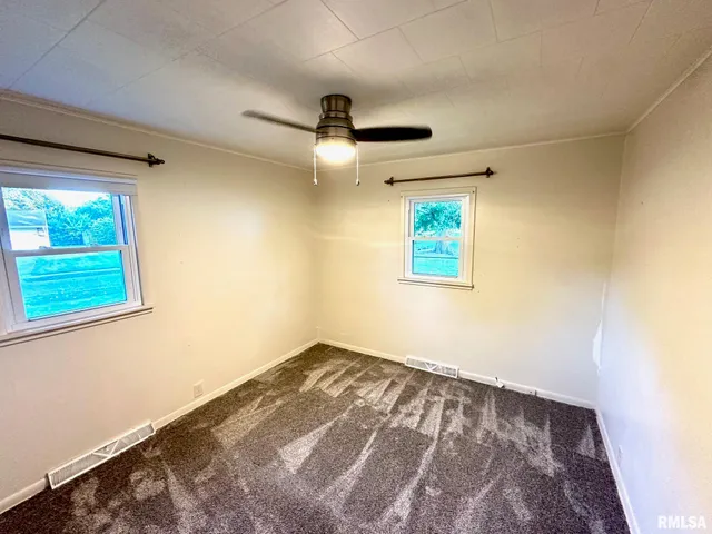 $135,000 | 207 Mound Place, Jacksonville, IL 62650