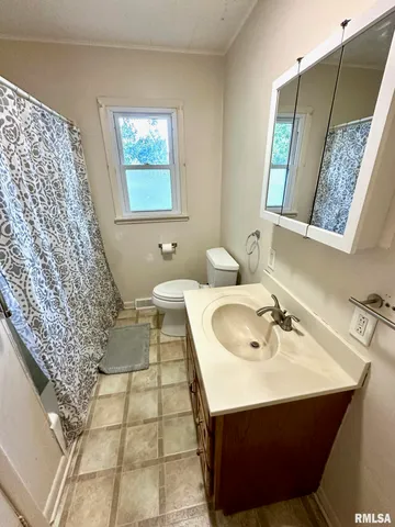 $135,000 | 207 Mound Place, Jacksonville, IL 62650