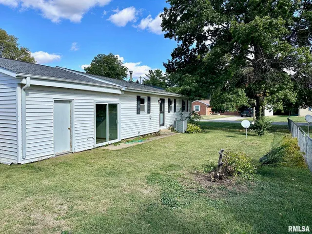 $135,000 | 207 Mound Place, Jacksonville, IL 62650