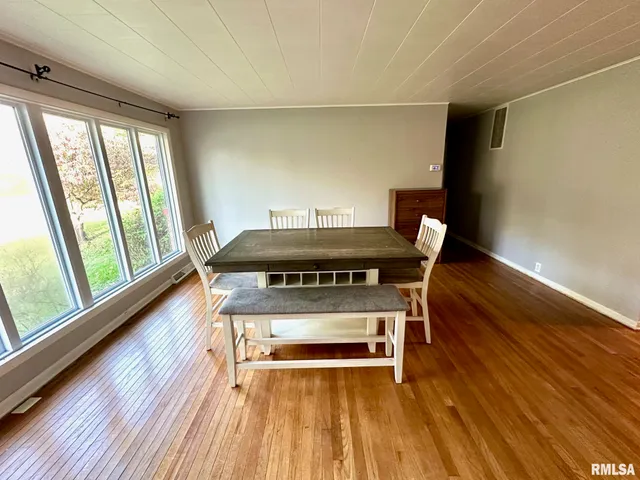 $135,000 | 207 Mound Place, Jacksonville, IL 62650